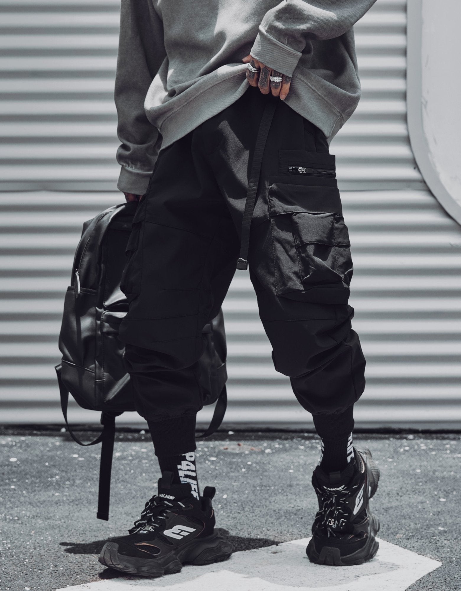 IBP442 Matte Black Cargo Joggers