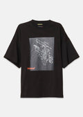 Konus Men's Short Sleeve Graphic Tee in Black
