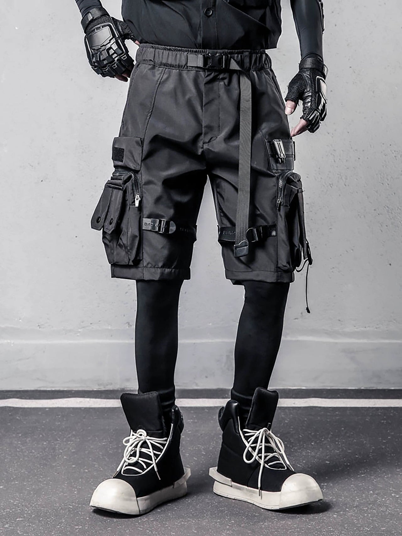 IBS509 Paratrooper Cargo Shorts