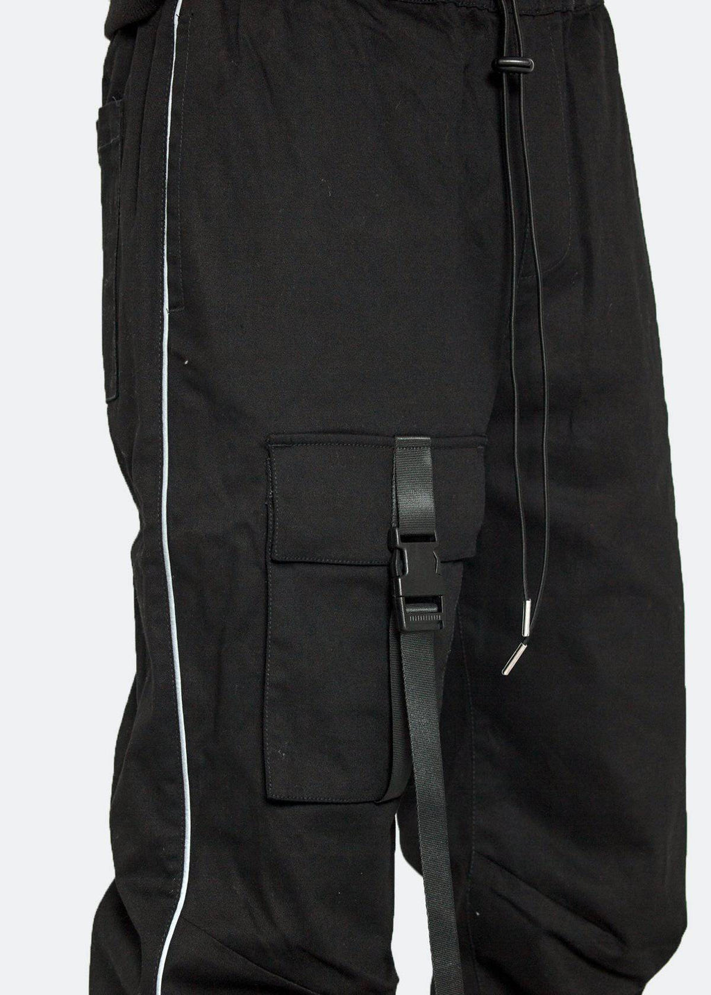 Konus Men's Tactical Strap Cargo Joggers in Black