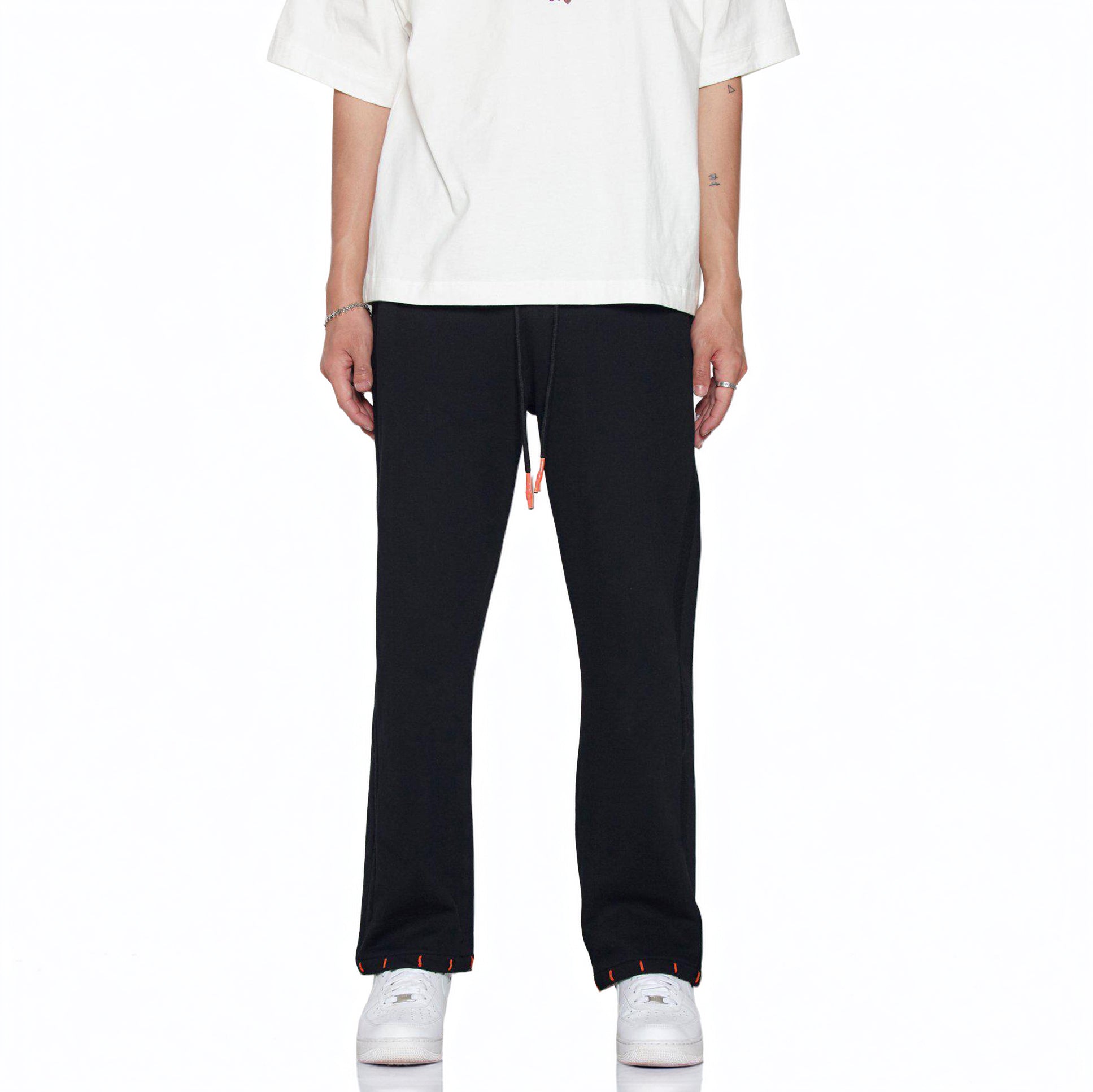 Konus Men's Wide Leg Sweatpants in Black