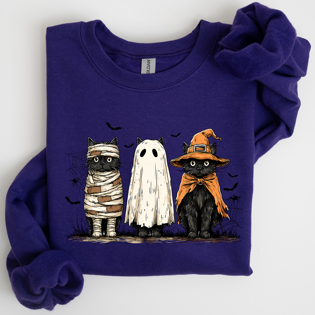 Shimmering Ghost Halloween Black Cats Boo Ghost Cats Retro Gothic Autumn Cat Mama Sweatshirt