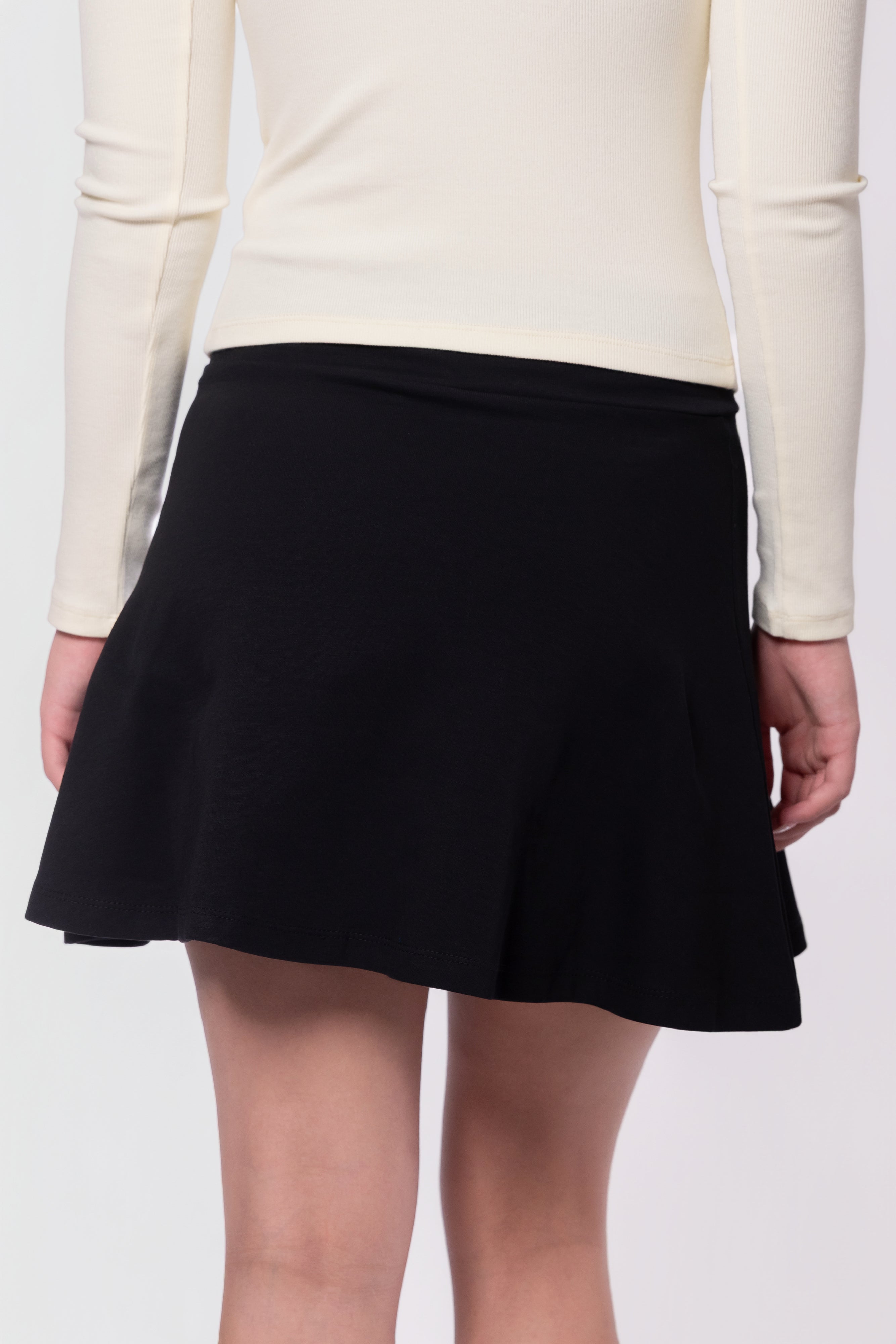 Supreme Air Skirt 18" (Black)