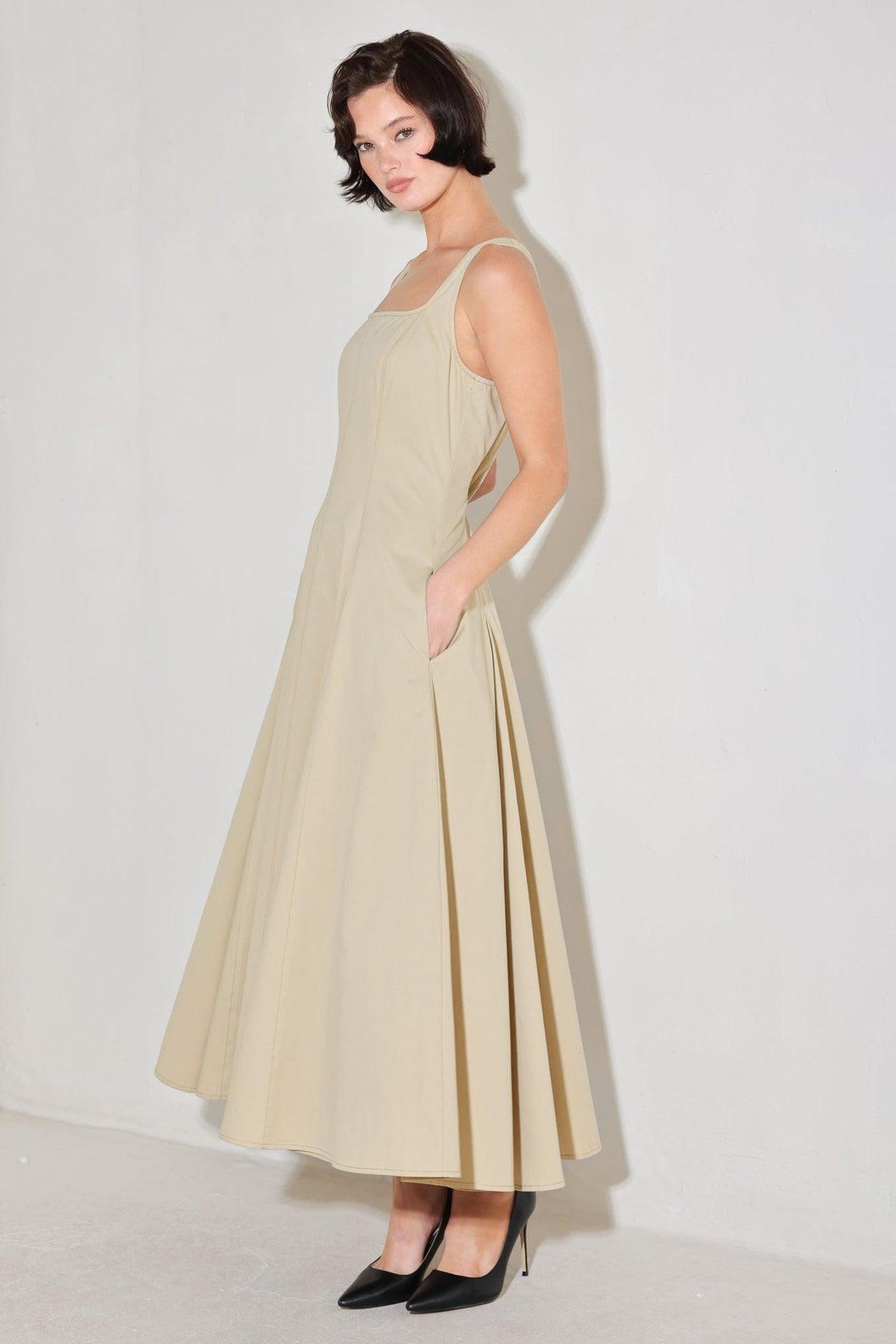 SANDSTONE SERENADE WOVEN MIDI DRESS