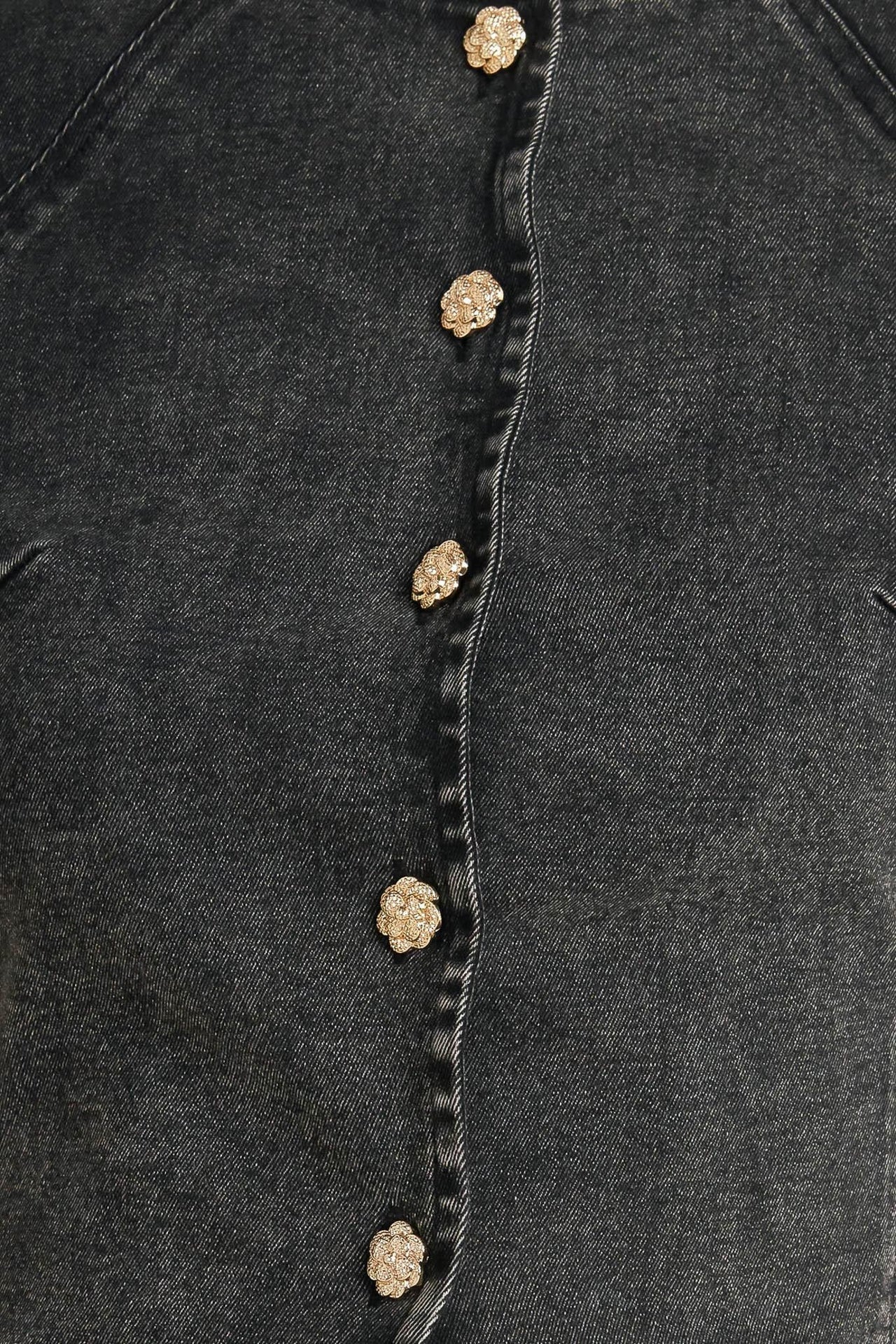 ELEGANT EVERYDAY LOOK DENIM JACKET