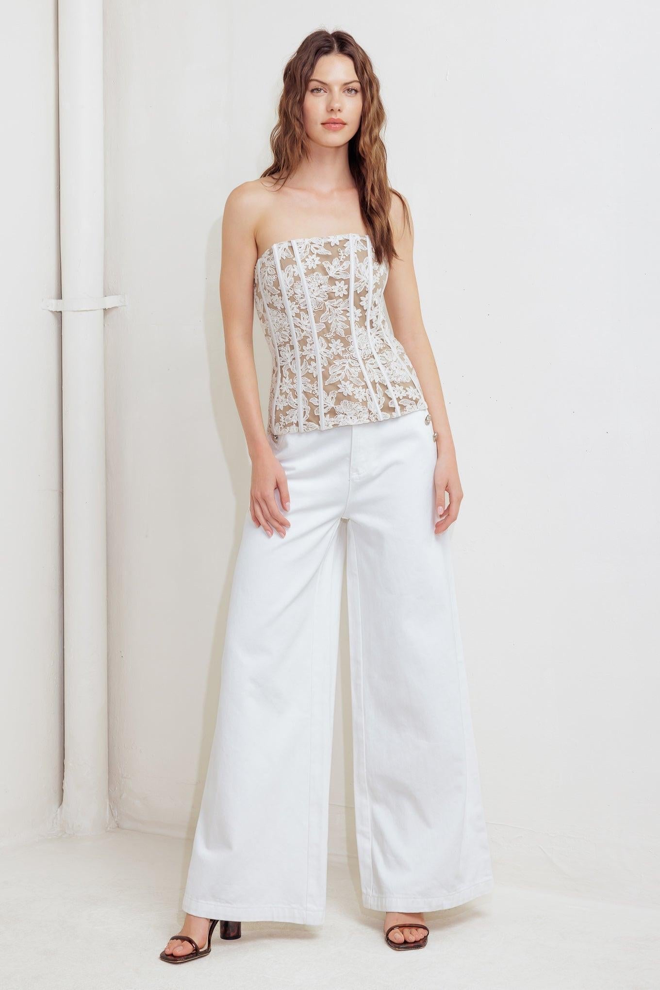 CAFE SOCIETY LOOK WOVEN LACE TOP