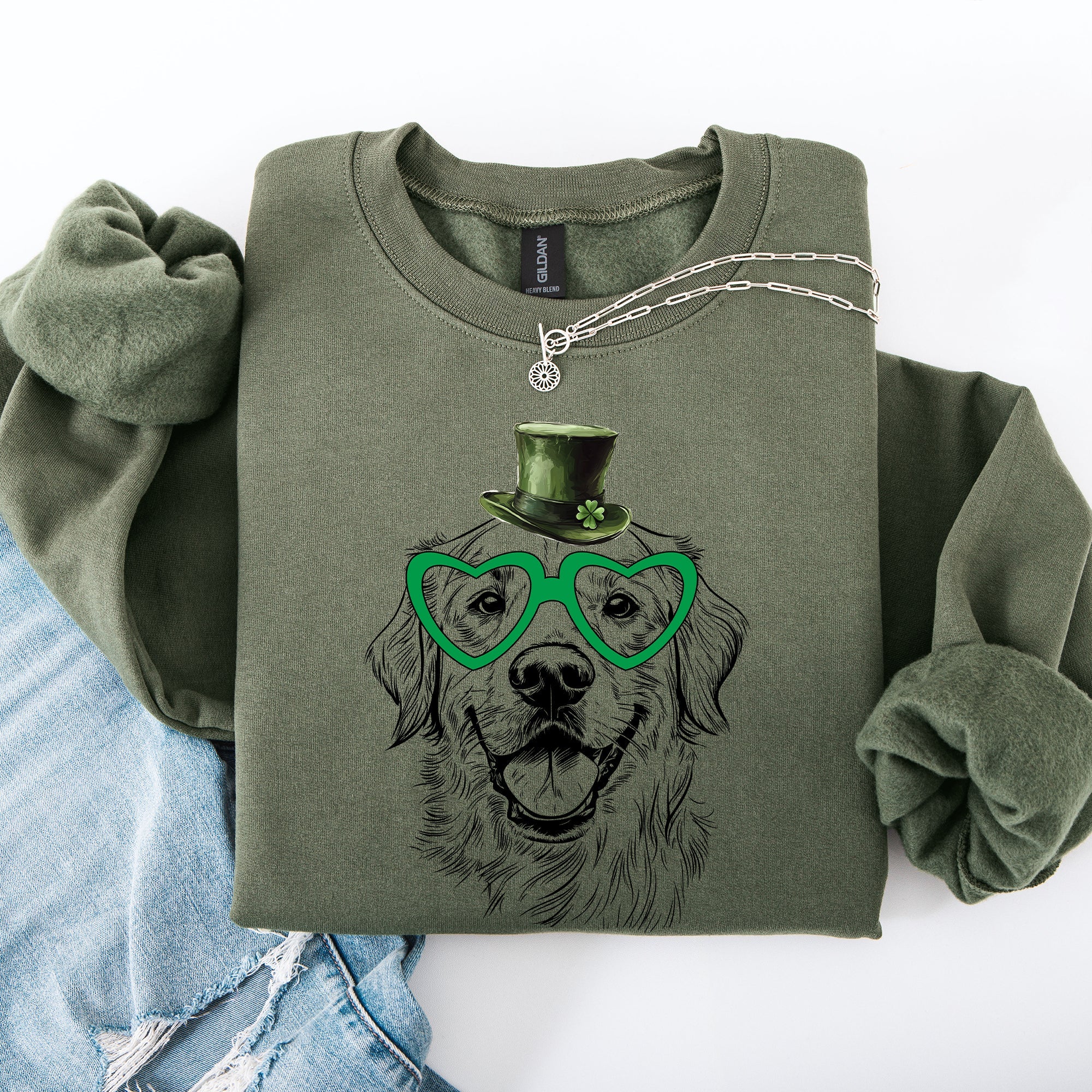 Golden Retriever Adorable Dog St Patrick's Day Lucky Irish Celebration For Dog Lovers Sweatshirt