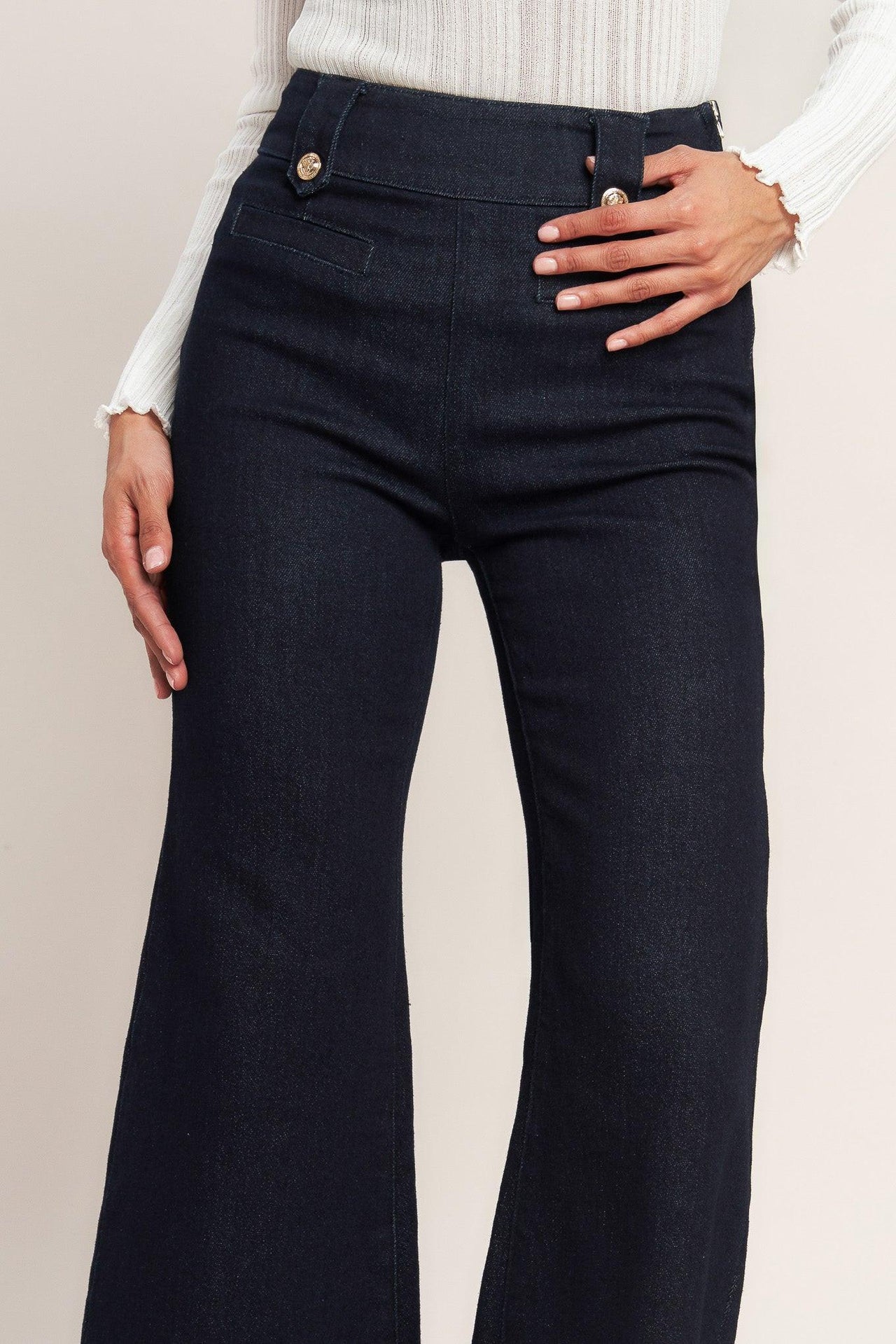 CLASSIC CONFIDENCE WOVEN PANTS