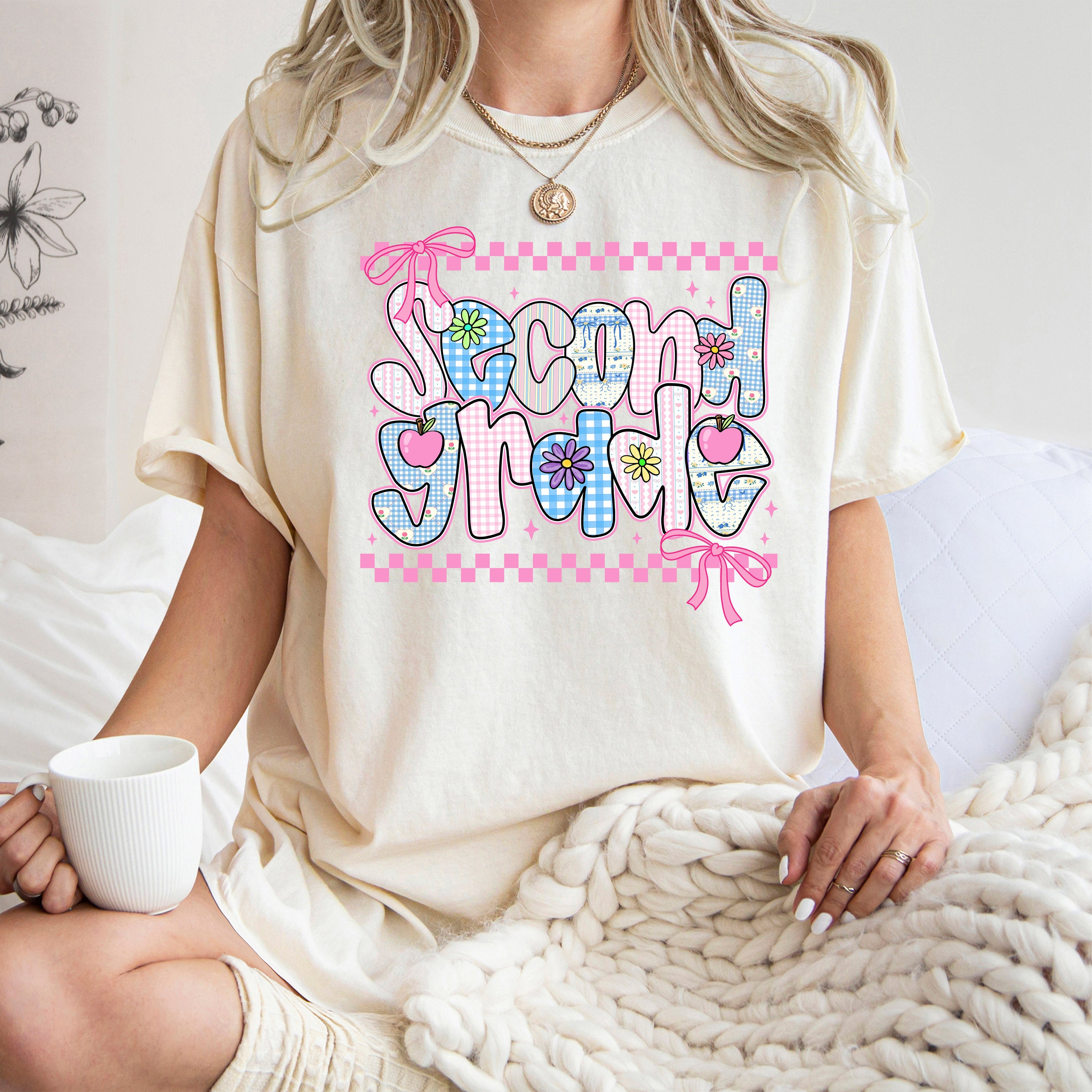 Second Grade Teacher Retro Checkered Back To School First Day Of School Comfort Colors Tee