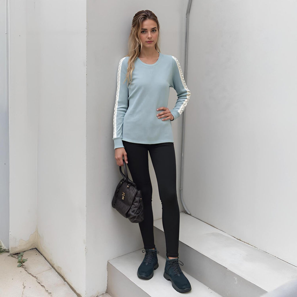 Pleione Women's Round Neck Sweater in Mint