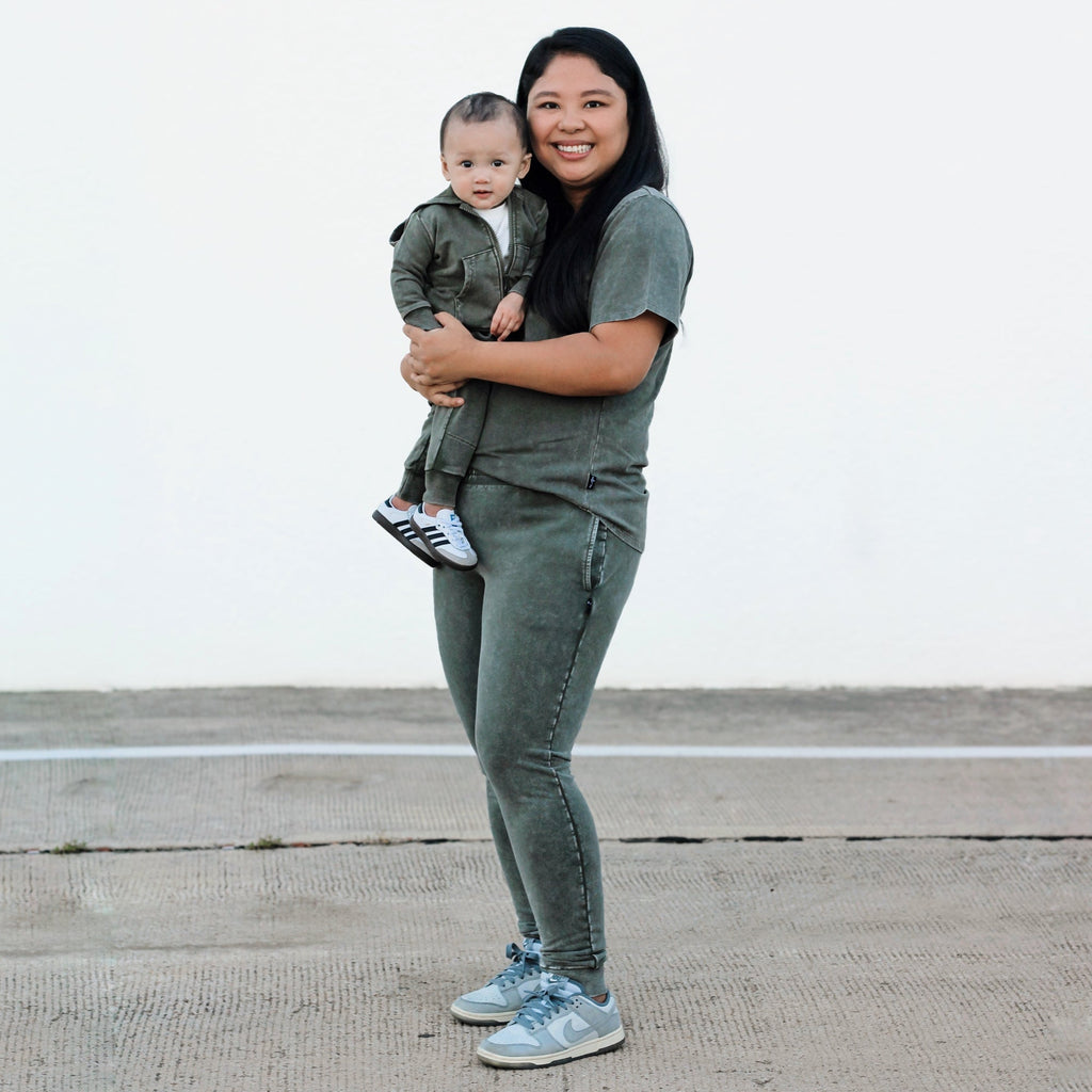 MAMA JOGGERS- Moss Snow Wash
