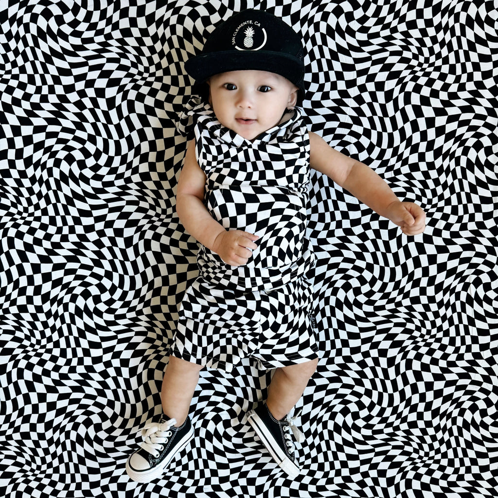 BAMBOO JOGGER SHORTS- Black Dizzy Check