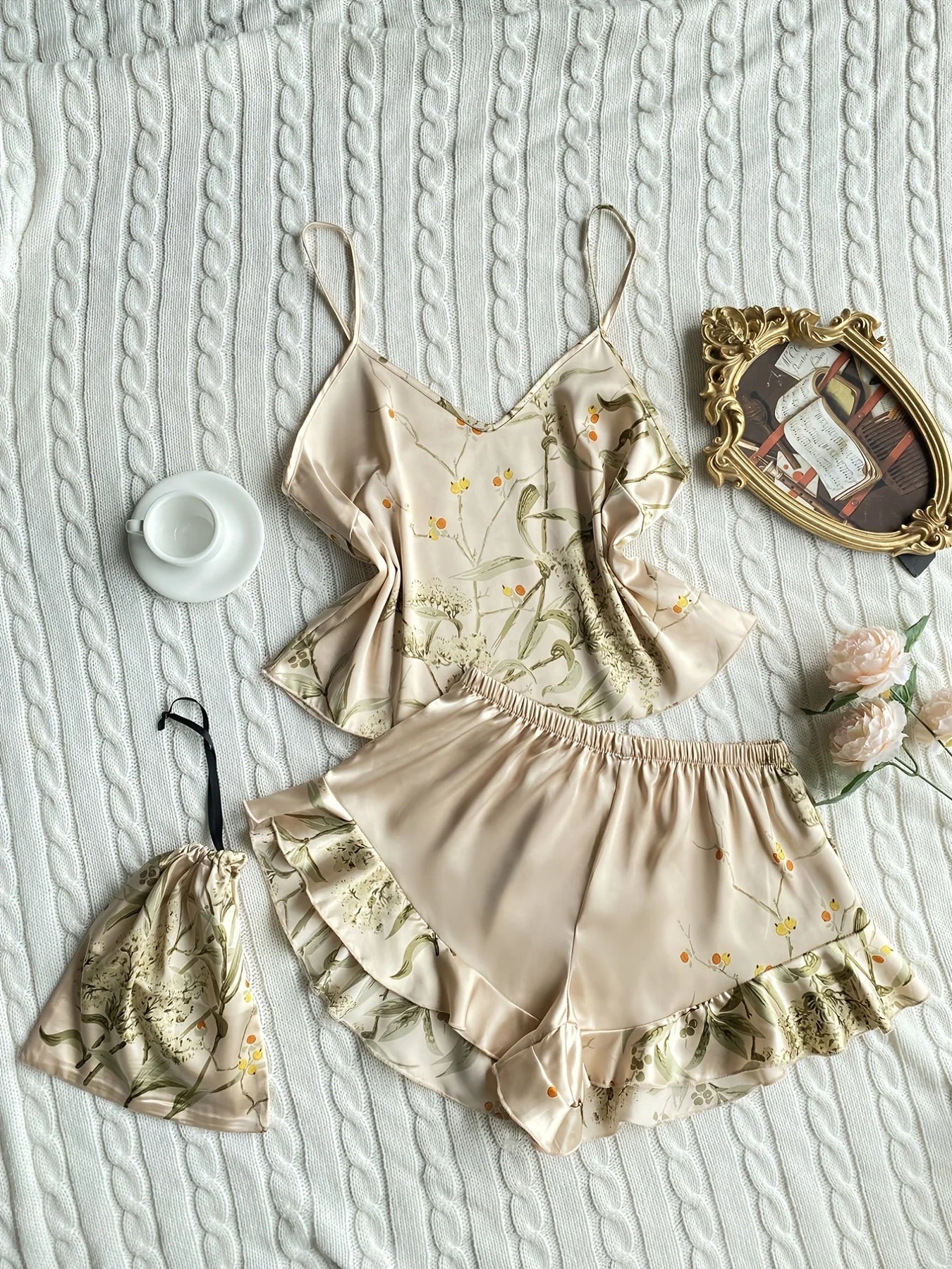 Elegant Floral Print Cami Tops   Ruffle Hem Shorts Pajama Set  Women's Sleepwear   Loungewear