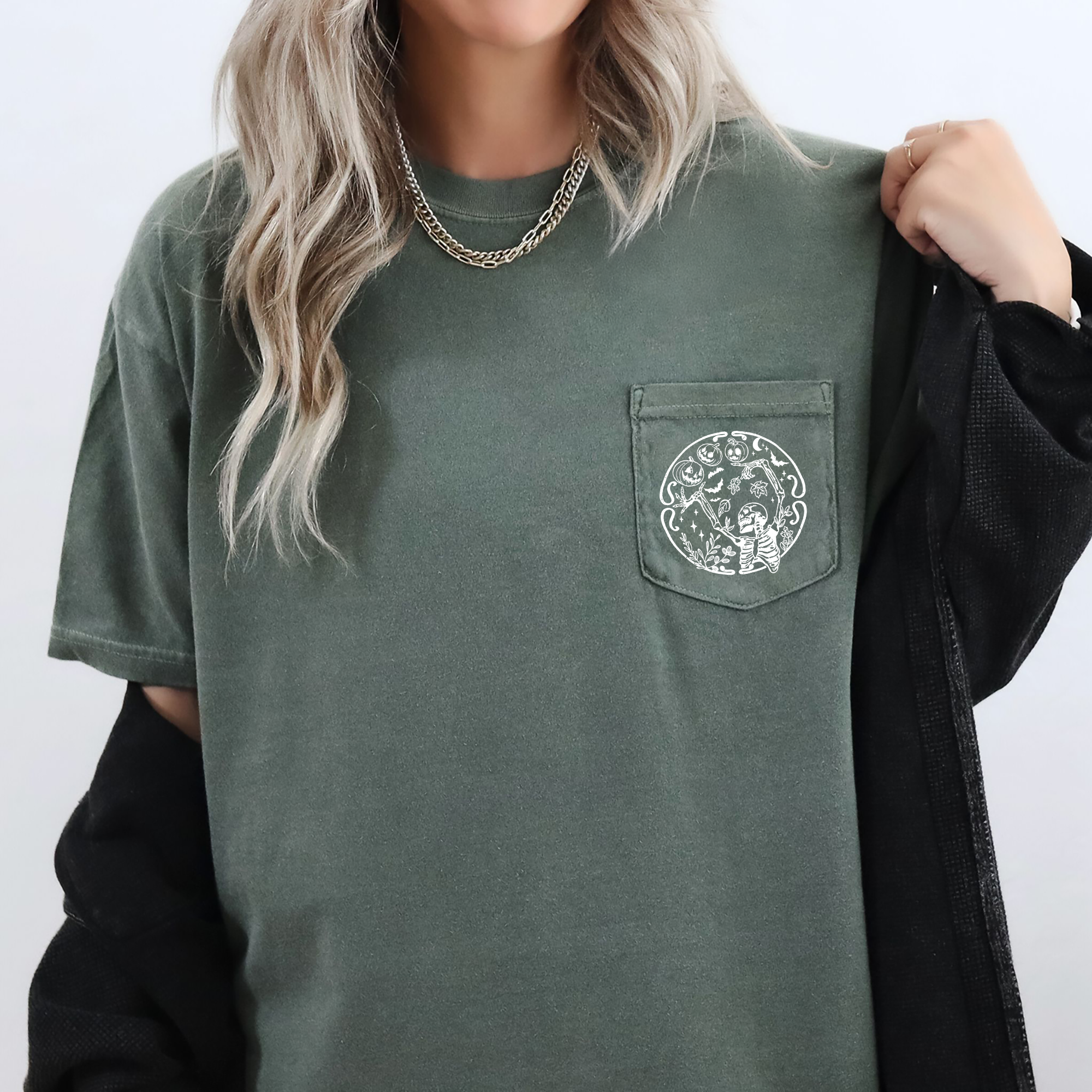 Tis The Season Spooky Skeleton Funny Halloween Creepy Limited Edition Comfort Colors Tee