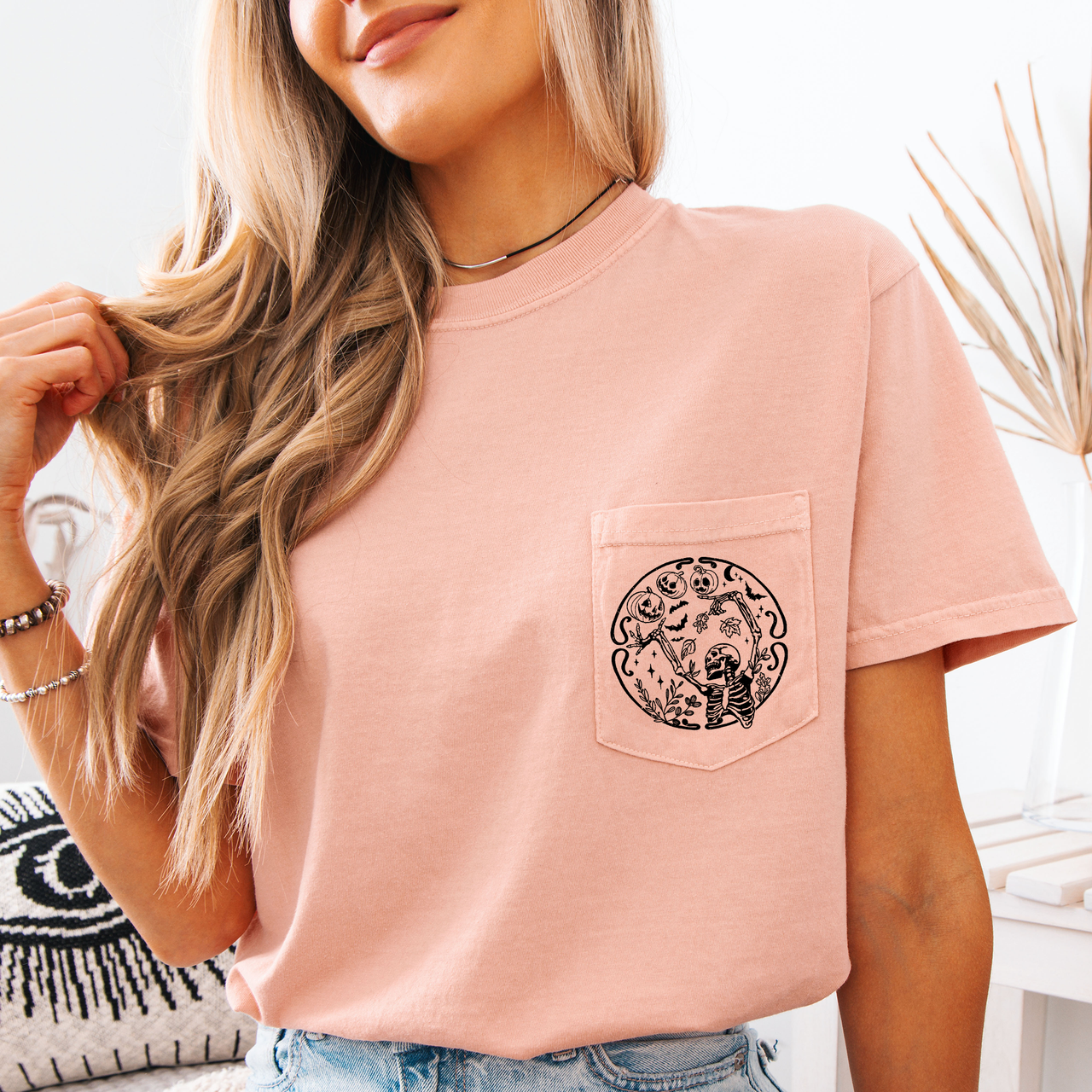 Tis The Season Spooky Skeleton Funny Halloween Creepy Limited Edition Comfort Colors Tee