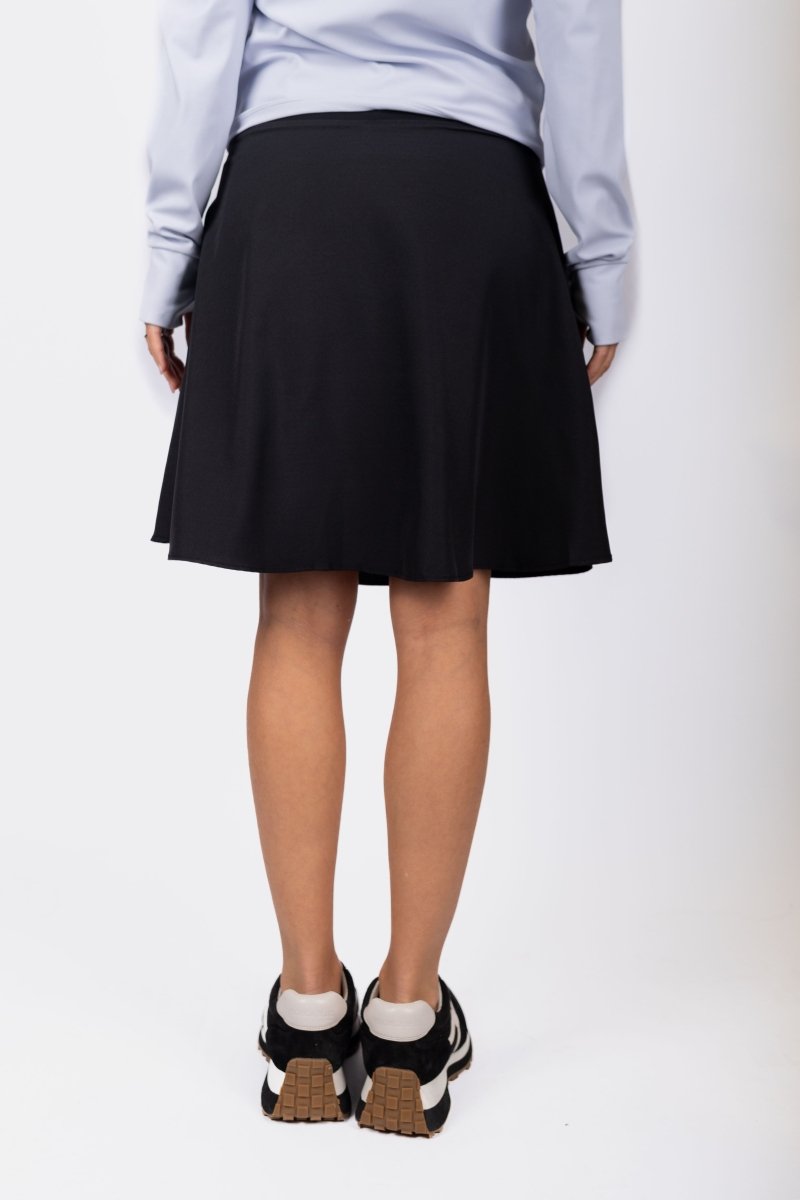 Achieve Skirt 20" (Black)