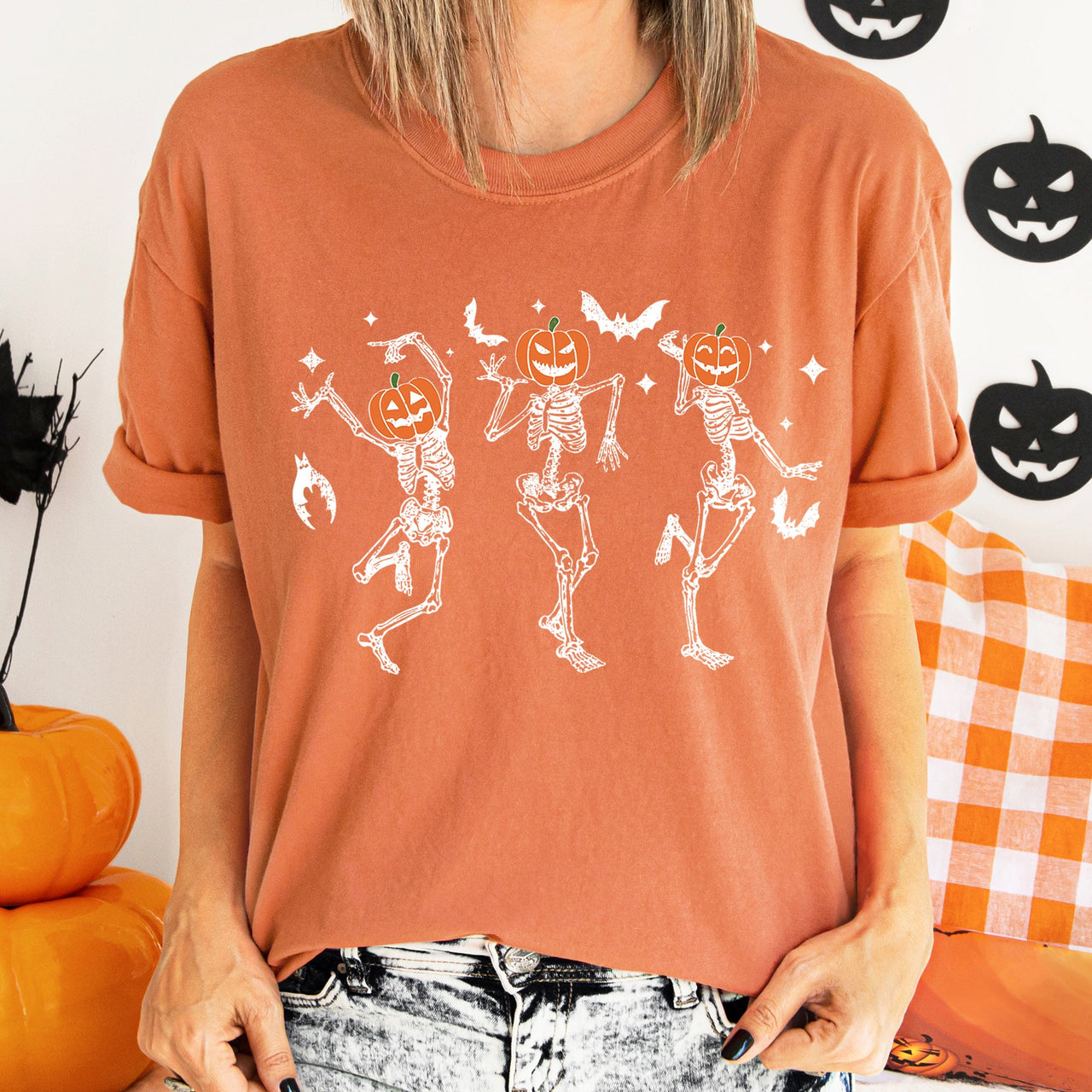 Dancing Pumpkin Skeletons Retro Halloween Comfort Colors Tee