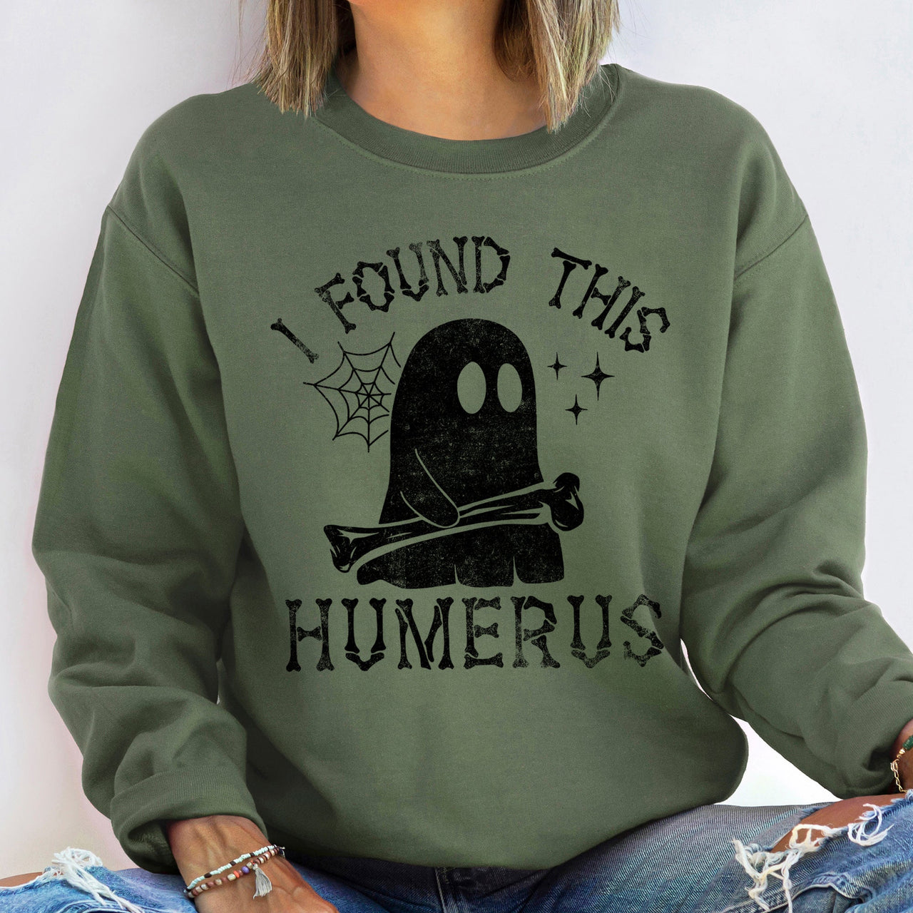 Humerus Ghost Halloween Skeleton Spirit Emblem Vintage Themed Print Haunted Night Artwork Sweatshirt