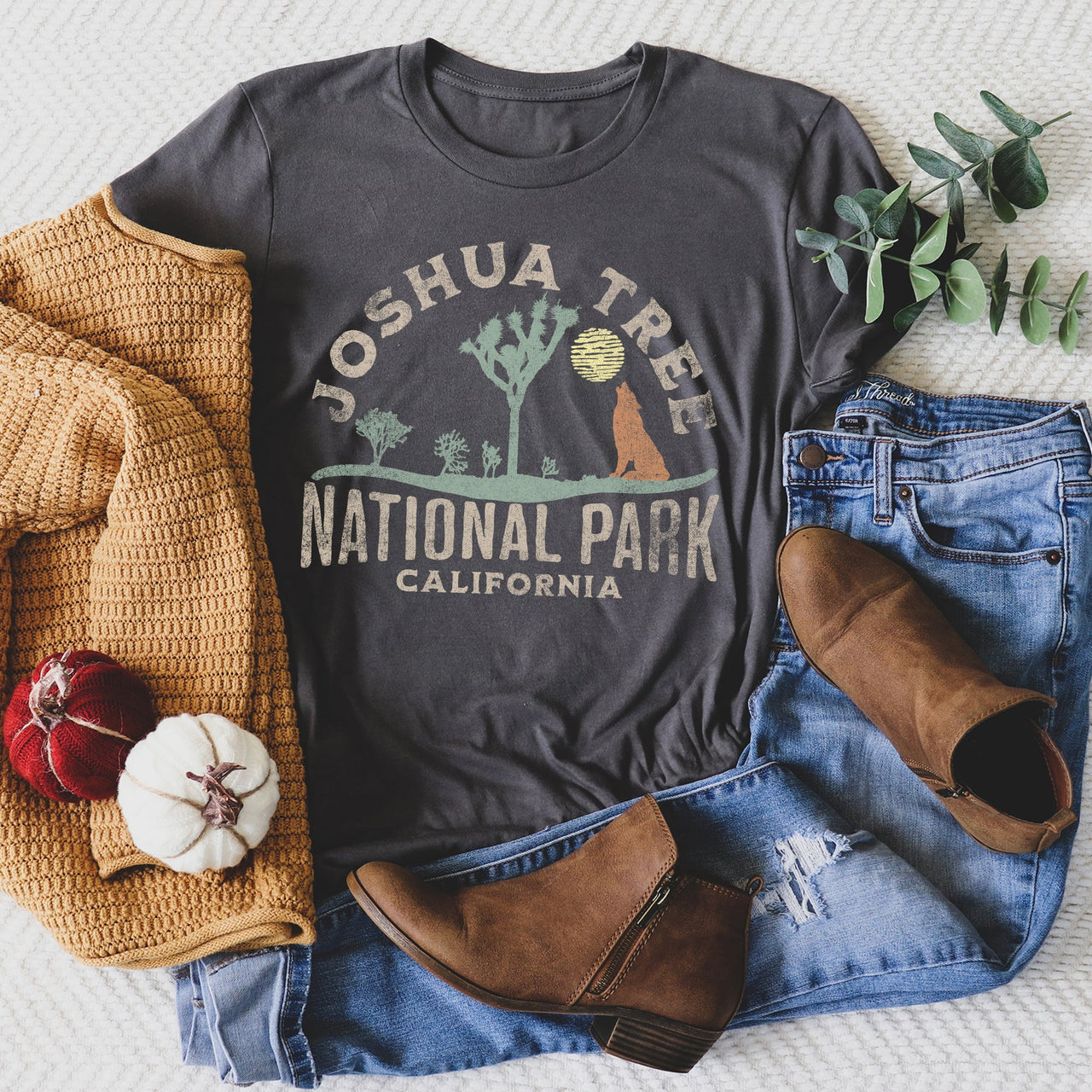 Joshua Tree National Park Scenic Desert Landscape Illustration Sunset Stars Graphic Tee